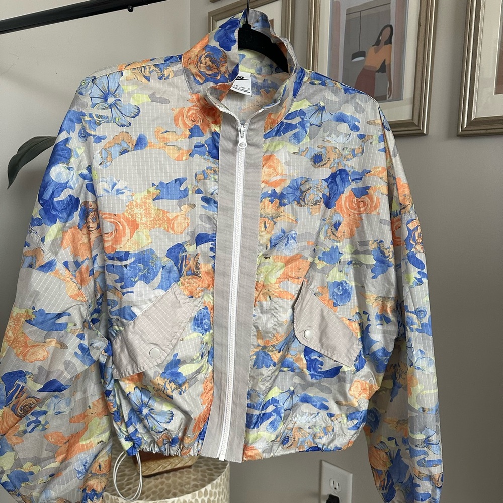 Floral Nike Sportswear Women’s Windbreaker Tracksuit